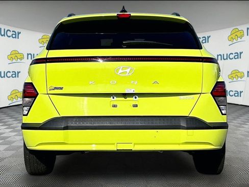 Used 2024 Hyundai Kona SEL FWD image 5