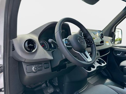 New 2024 Mercedes-Benz Sprinter 3500 image 12