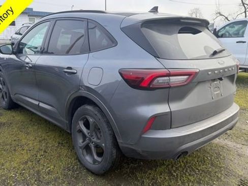 Used 2023 Ford Escape ST-Line image 4