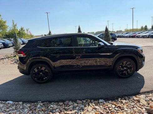 New 2026 Volkswagen Atlas Cross Sport SE AWD/4WD image 6
