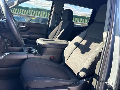 Used 2022 Chevrolet Silverado 1500 LT Trail Boss w/ Bed Protection Package image 12