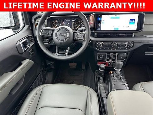 New 2026 Jeep Gladiator Mojave image 21