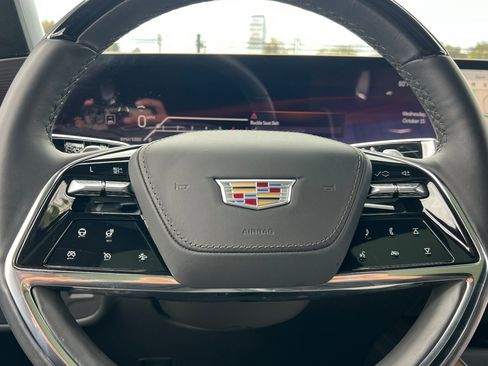 Certified 2025 Cadillac Escalade Sport Platinum w/ LPO, ONYX Package image 35