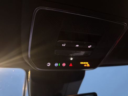 Certified 2025 Chevrolet Traverse RS w/ LPO, Floor Liner Package image 18