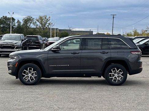 New 2025 Jeep Grand Cherokee Limited image 5