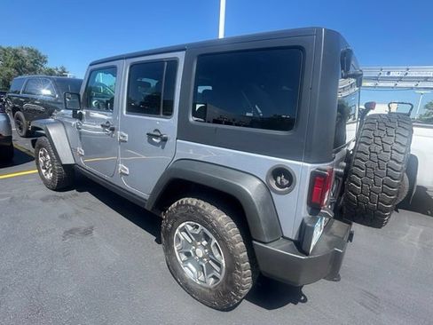 Used 2014 Jeep Wrangler Unlimited Rubicon w/ Dual Top Group AWD/4WD image 5
