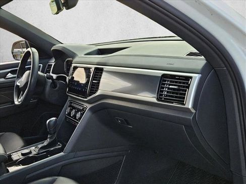 Used 2023 Volkswagen Atlas Cross Sport SEL R-Line image 23