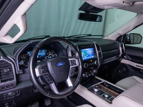 Used 2021 Ford Expedition Platinum AWD/4WD image 22