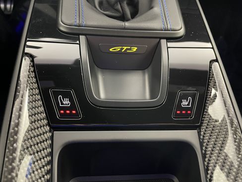 Used 2022 Porsche 911 GT3 image 23