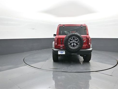 New 2025 Ford Bronco Badlands image 6