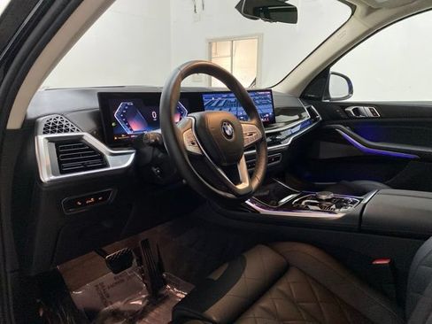 Used 2025 BMW X7 xDrive40i w/ Premium Package AWD/4WD image 71