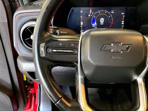 Used 2023 Chevrolet Colorado Z71 w/ Z71 Convenience Package 2 AWD/4WD image 23