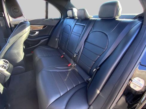 Certified 2018 Mercedes-Benz C 300 Sedan image 21