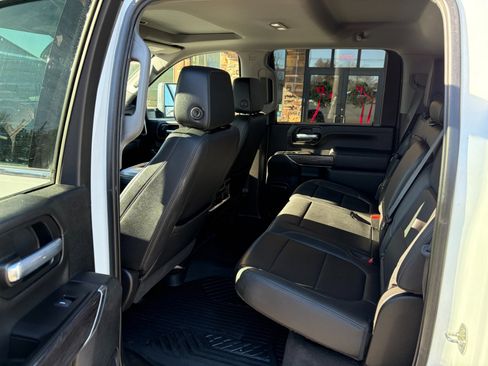 Used 2021 Chevrolet Silverado 2500 LTZ image 5