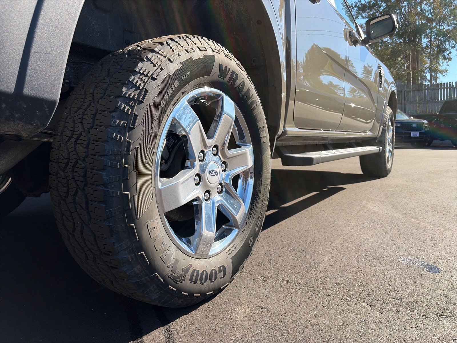 Used 2025 Ford Ranger Lariat w/ Advanced Towing Package AWD/4WD image 7