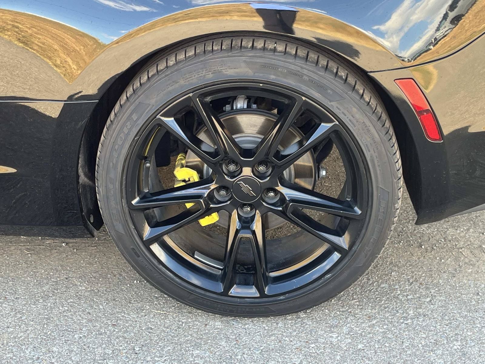 Used 2021 Chevrolet Camaro LT w/ RS Package RWD image 11