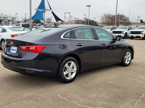 Used 2023 Chevrolet Malibu LT image 4