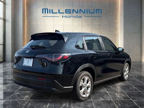 Used 2024 Honda HR-V LX image 5