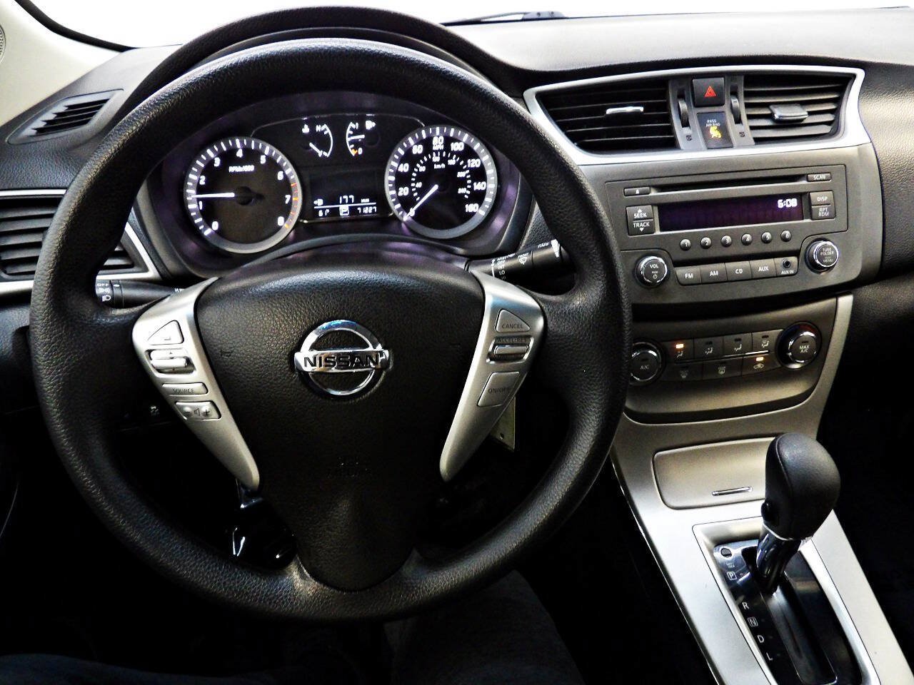 Used 2013 Nissan Sentra SV FWD image 16