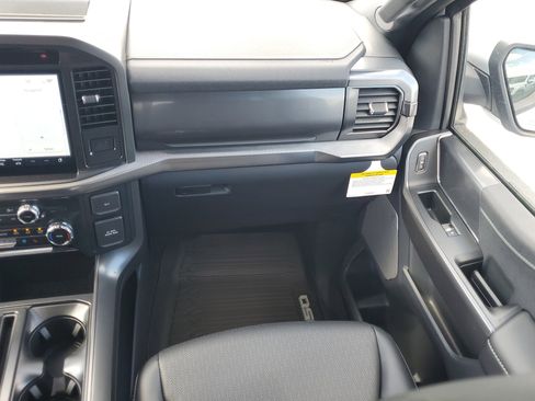 New 2025 Ford F150 Lariat w/ Equipment Group 501A Mid image 15