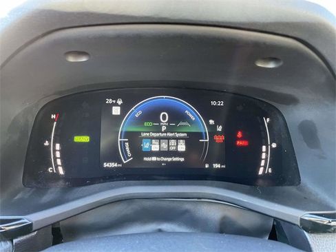 Used 2025 Toyota Camry SE image 22