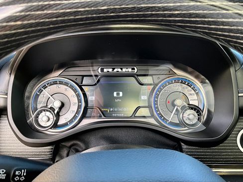 Used 2021 RAM 1500 Limited w/ Night Edition image 9