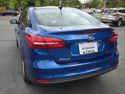 Used 2018 Ford Focus SE FWD image 10