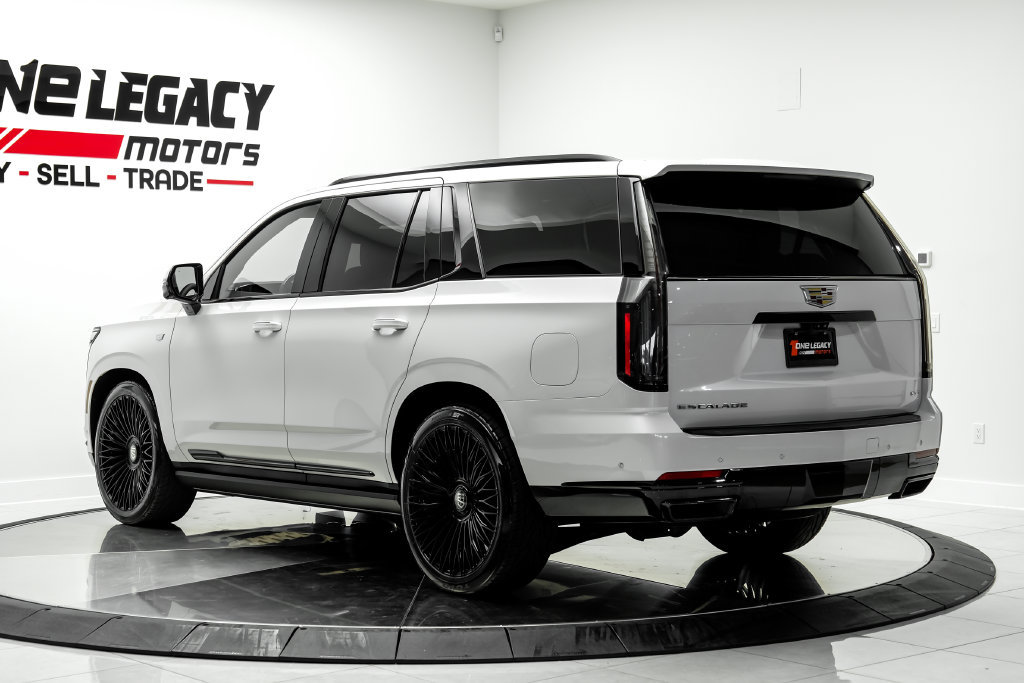 Used 2025 Cadillac Escalade Sport Platinum AWD/4WD image 12