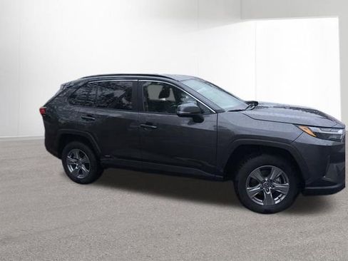 Used 2024 Toyota RAV4 XLE image 7