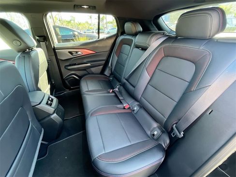 New 2025 Chevrolet Equinox EV RS image 24