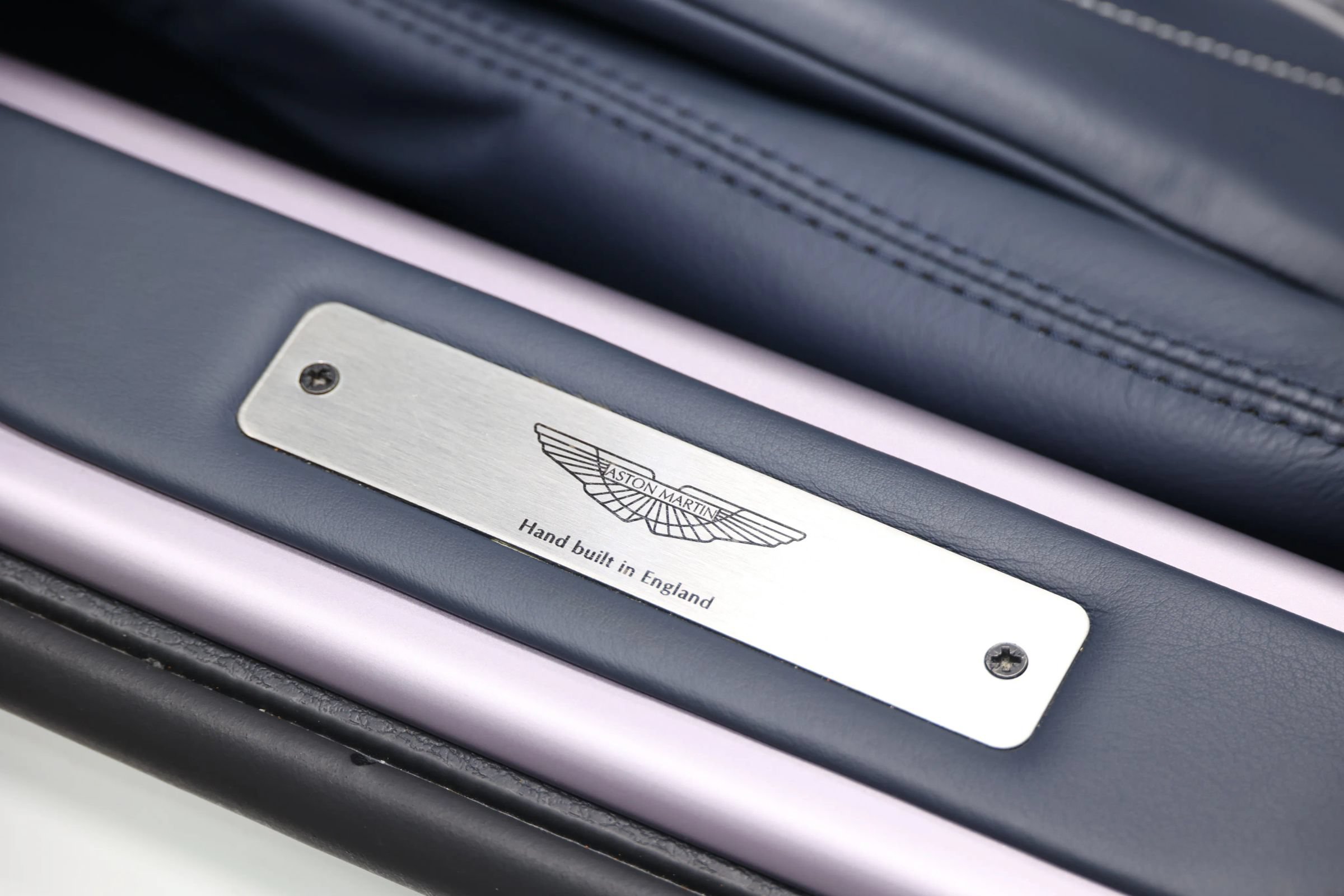 Used 2012 Aston Martin Virage Volante RWD image 15