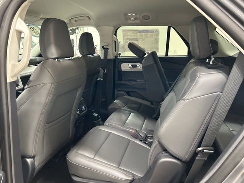 New 2026 Ford Explorer Active image 25