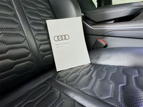 Used 2021 Audi RS Q8 w/ Carbon Optic Package AWD/4WD image 29