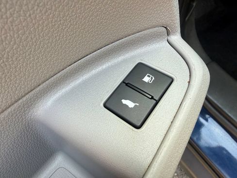 Used 2022 Honda Pilot Touring image 18