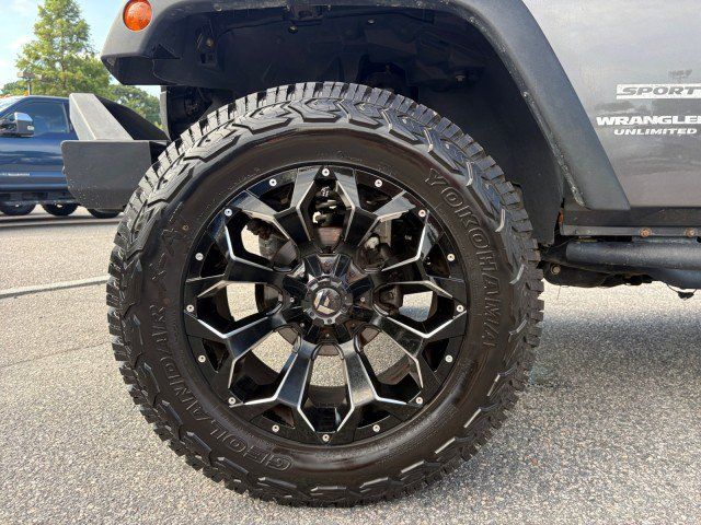 Used 2017 Jeep Wrangler Unlimited Sport w/ Quick Order Package 24S AWD/4WD image 14