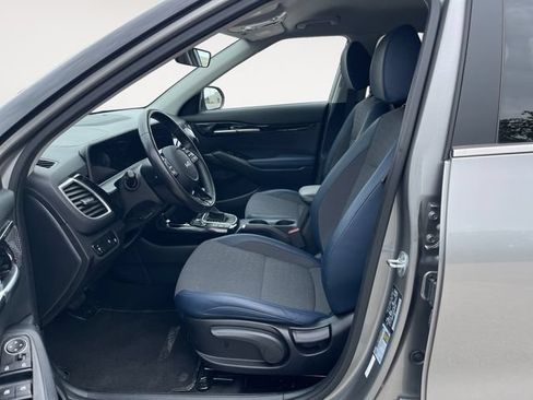 Used 2024 Kia Seltos S AWD/4WD image 9