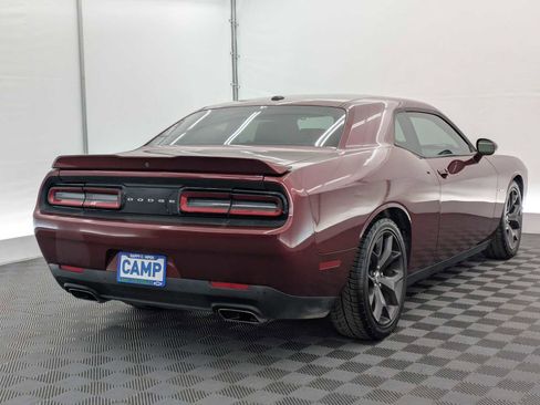Used 2018 Dodge Challenger R/T image 6