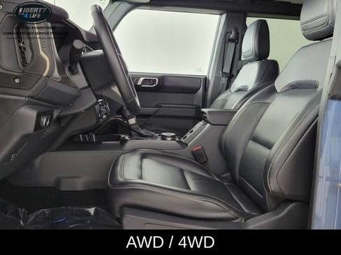 Used 2025 Ford Bronco Badlands AWD/4WD image 13
