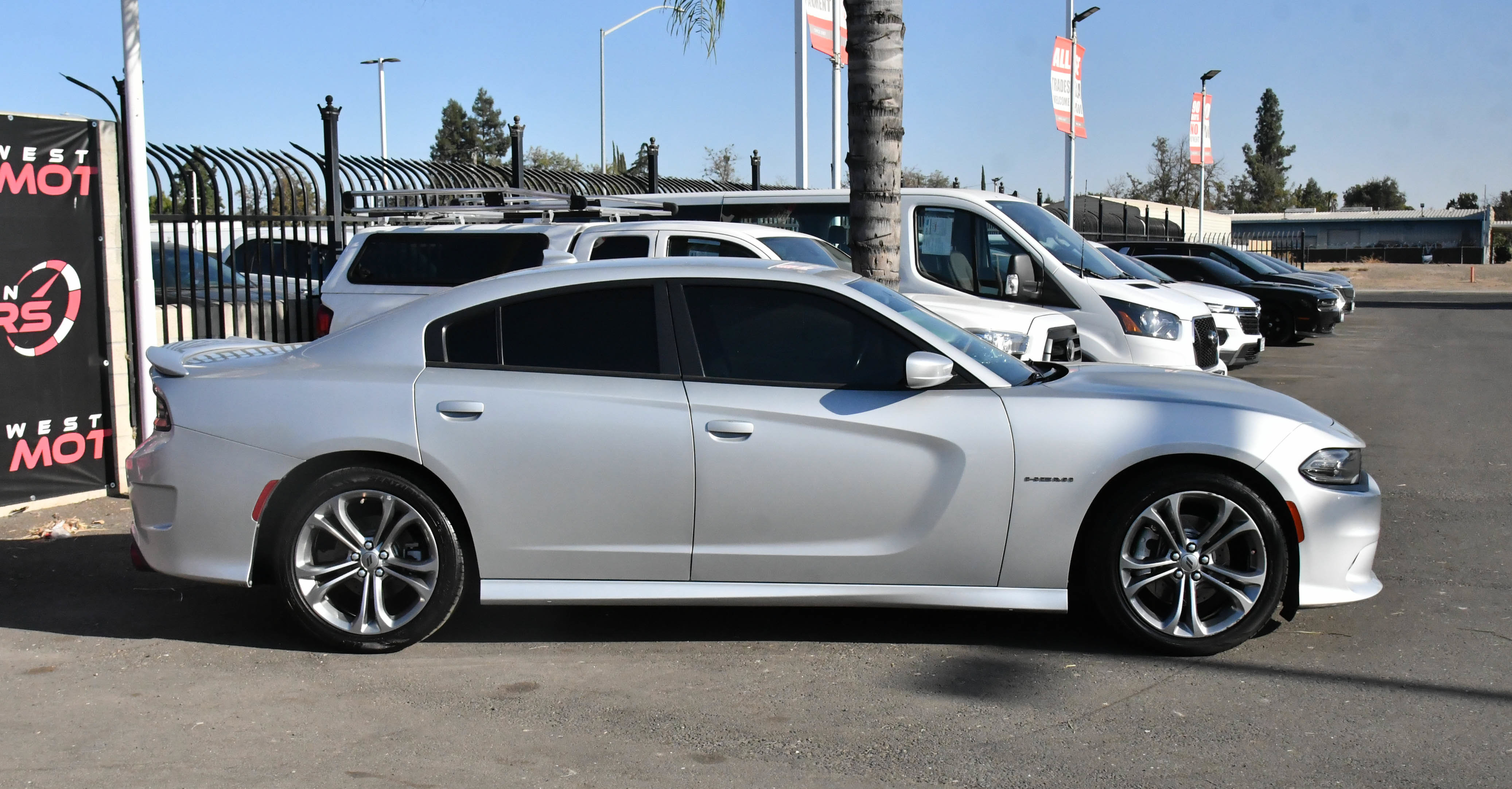 Used 2020 Dodge Charger R/T RWD image 9