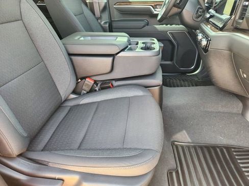 New 2026 GMC Sierra 1500 Elevation image 11