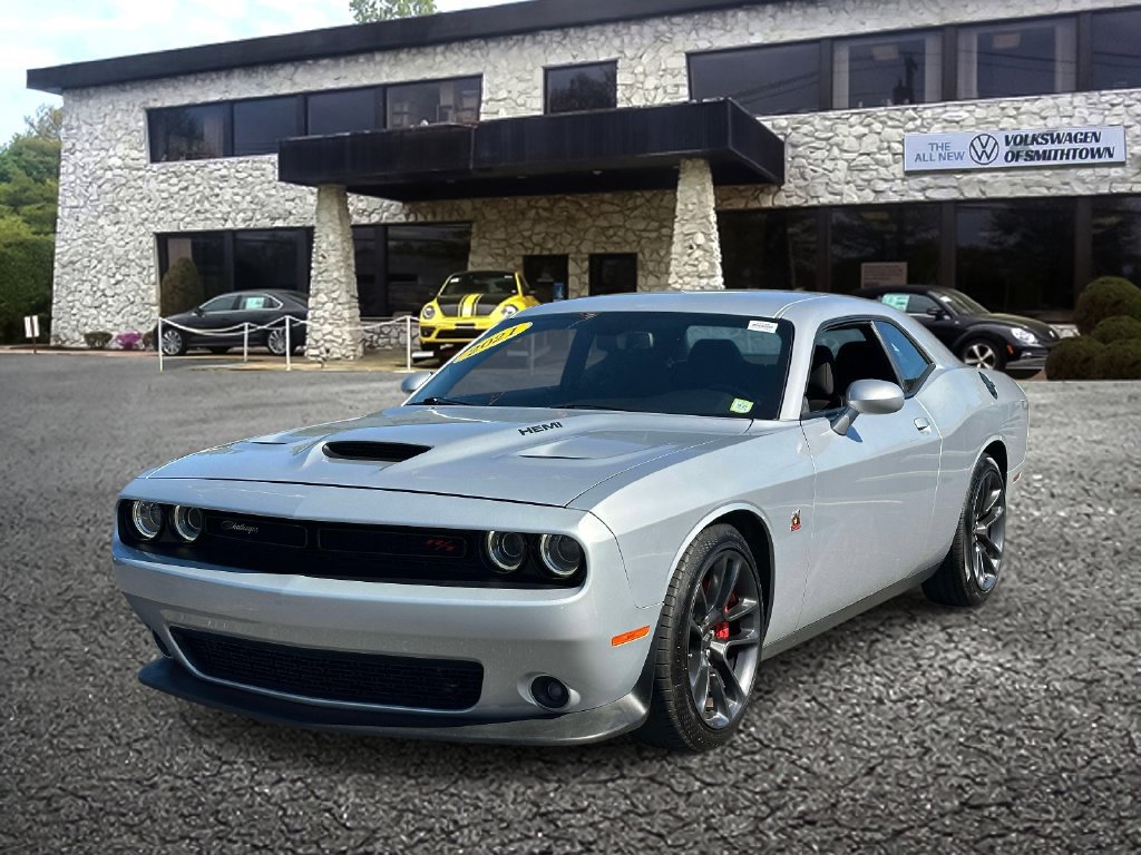 Used 2021 Dodge Challenger R/T Scat Pack RWD image 2