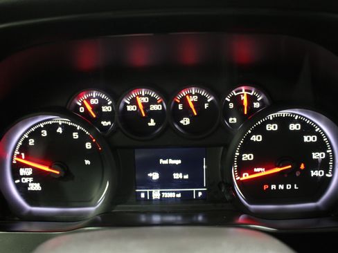 Used 2021 Chevrolet Silverado 1500 Custom AWD/4WD image 13