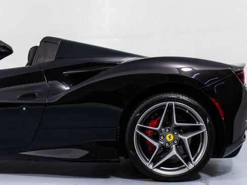 Certified 2022 Ferrari F8 Tributo image 27