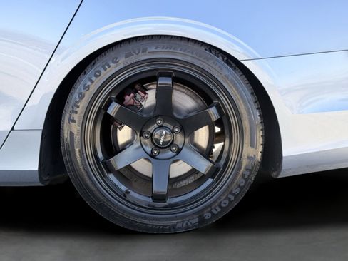 Used 2018 Volvo S90 T5 Momentum w/ Convenience Package image 14