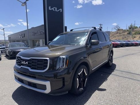 Used 2024 Kia Telluride S w/ S Sunroof Package AWD/4WD image 1