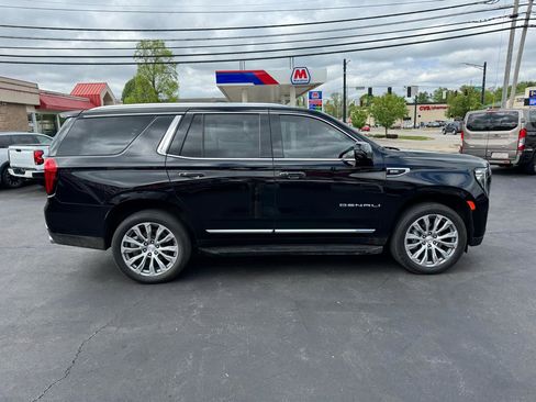 Used 2023 GMC Yukon Denali w/ LPO, Floor Liner Package AWD/4WD image 4