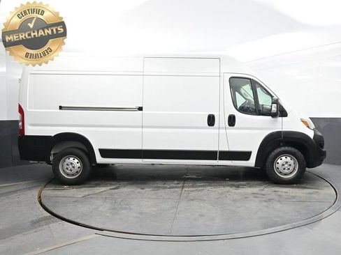 Used 2023 RAM ProMaster 2500 FWD image 8