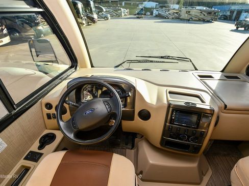 Used 2017 Ford E-450 and Econoline 450 Super Duty w/ A/C Prep Package image 11