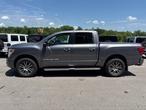 Used 2020 Nissan Titan SV w/ SV Convenience Package AWD/4WD image 6