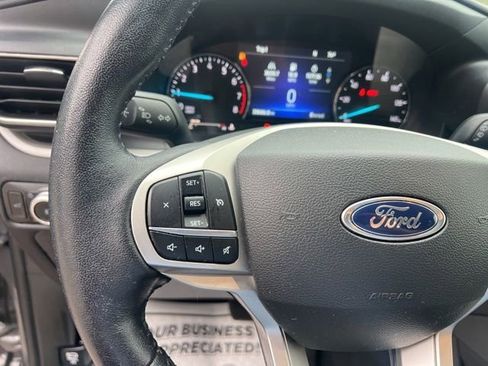 Used 2023 Ford Explorer XLT w/ Equipment Group 202A AWD/4WD image 28